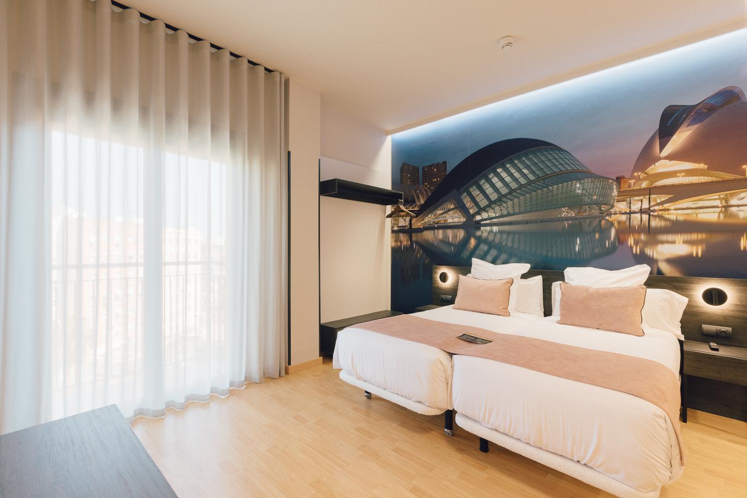 Palau Suites & Apartments บาเลนเซีย ภายนอก รูปภาพ